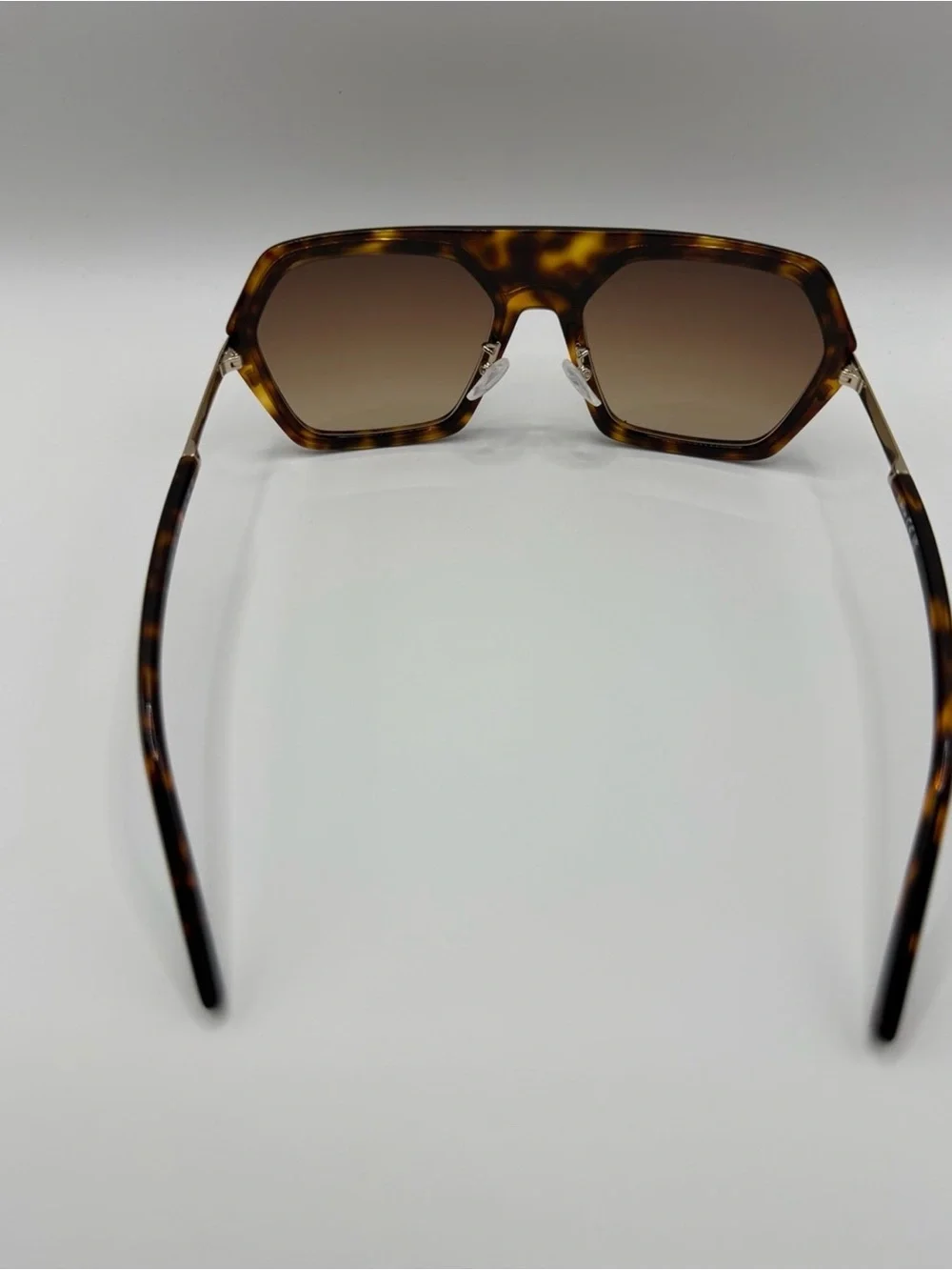 MCM MW0018-H 52F Tortoise Oversized Sunglasses New Crossbody Case & Cloth